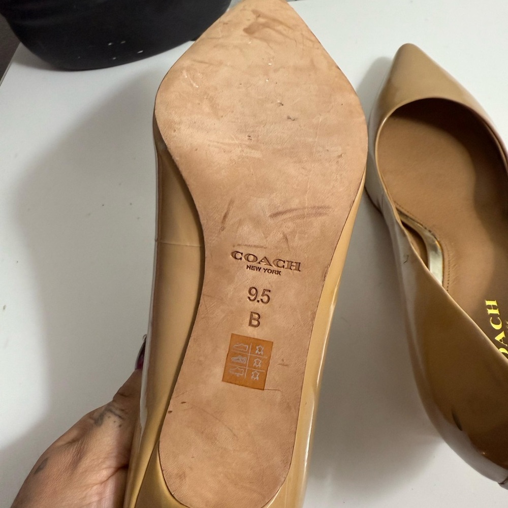 Coach Tan Women's Heels - Picture 6 of 6